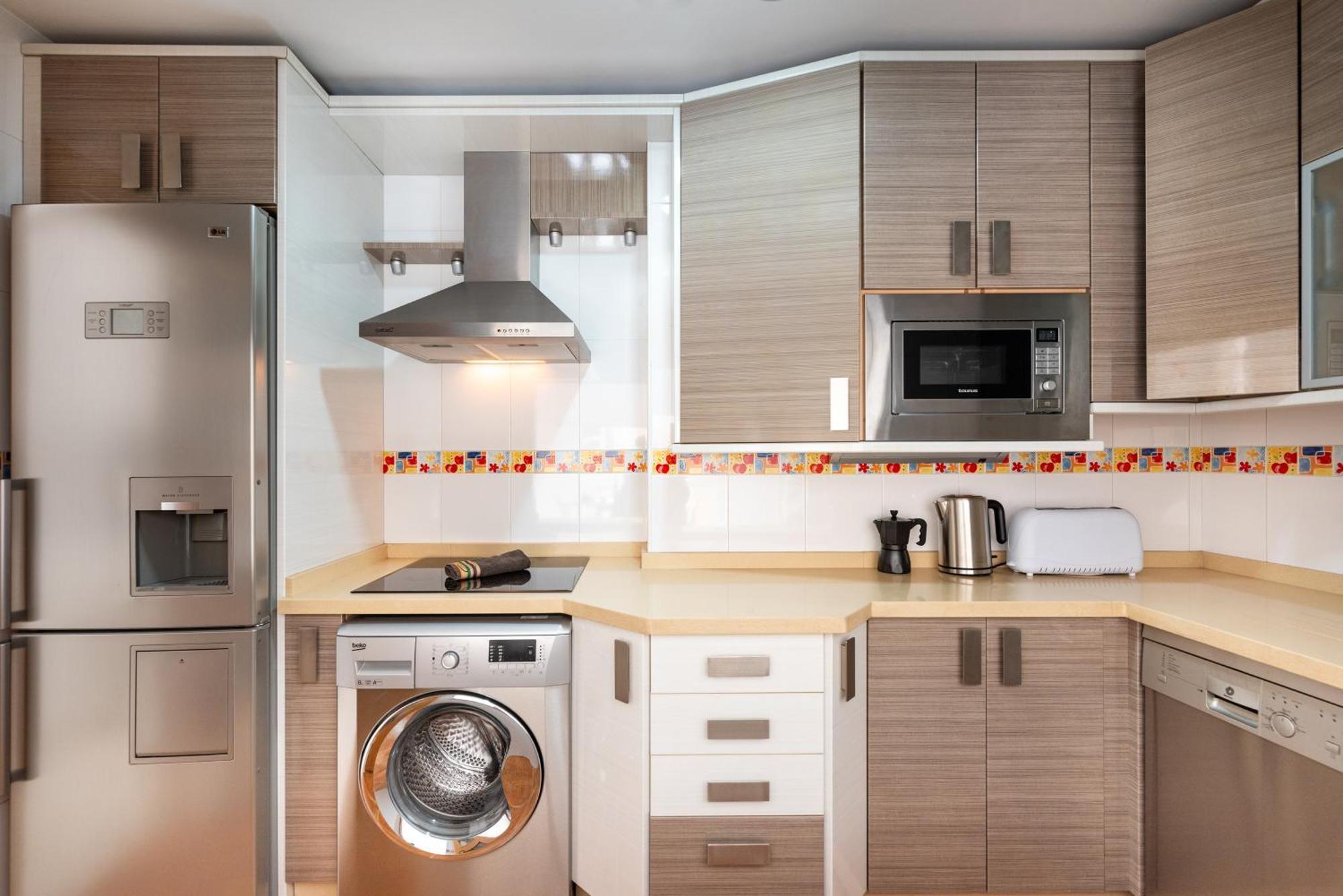 Wintowinrentals Quiet Apartment, Good Location, Free Parking Malaga Zewnętrze zdjęcie